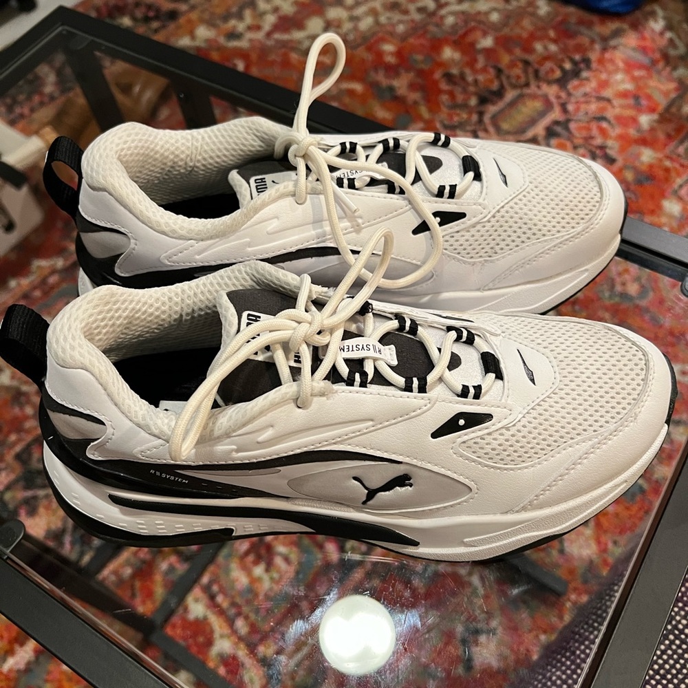 PUMA RS-Fast White/Black M-7/W-8.5 Shoe EUC